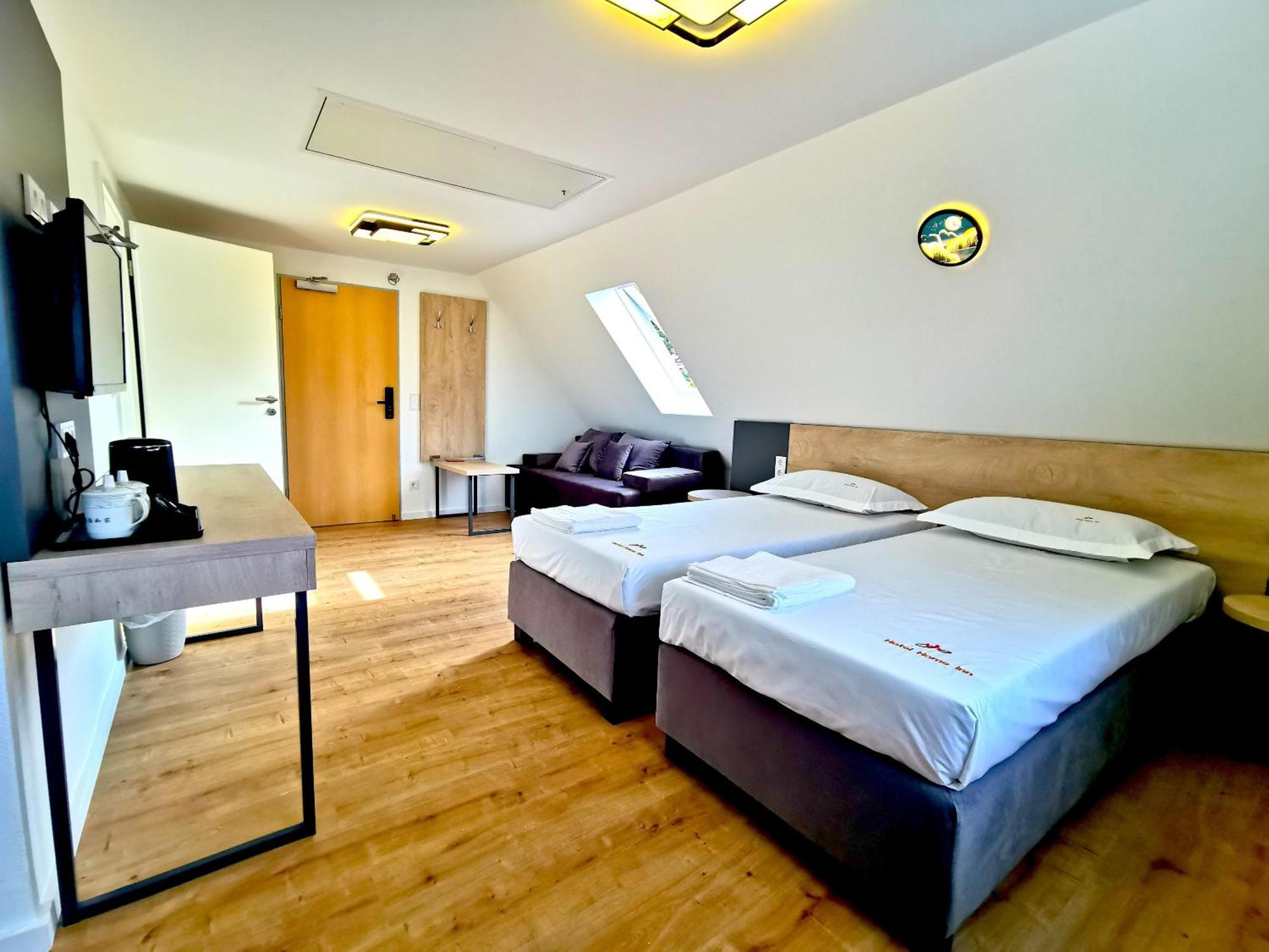 Home Inn Hotel ドルマーゲン エクステリア 写真