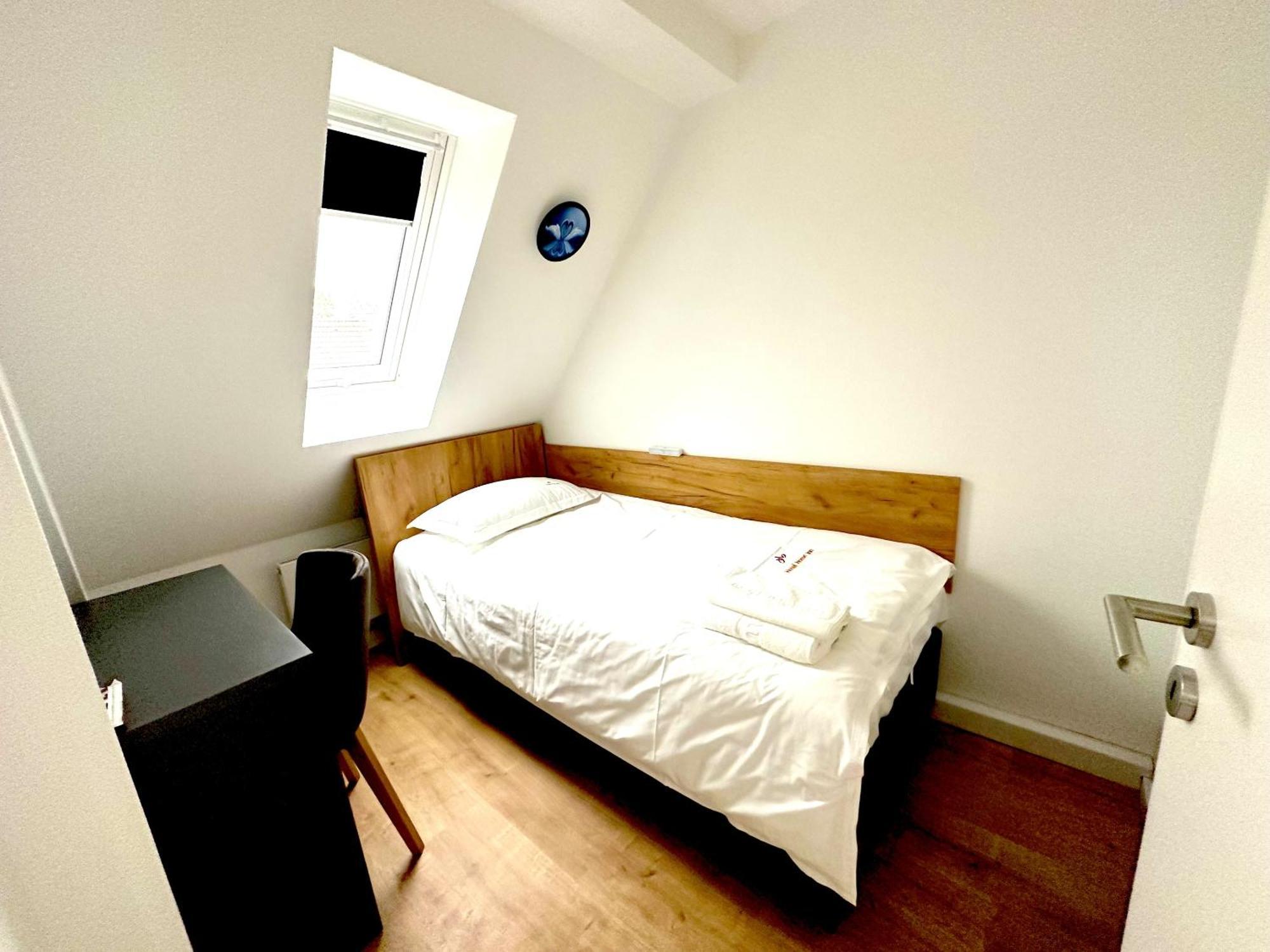 Home Inn Hotel ドルマーゲン 部屋 写真